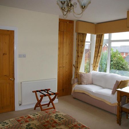 Bed and Breakfast The Grange à Normanton  Chambre photo